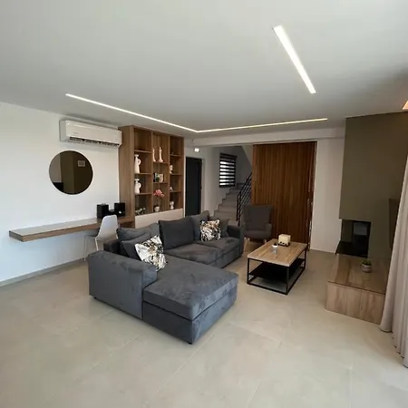 Luxury 107 Villa *